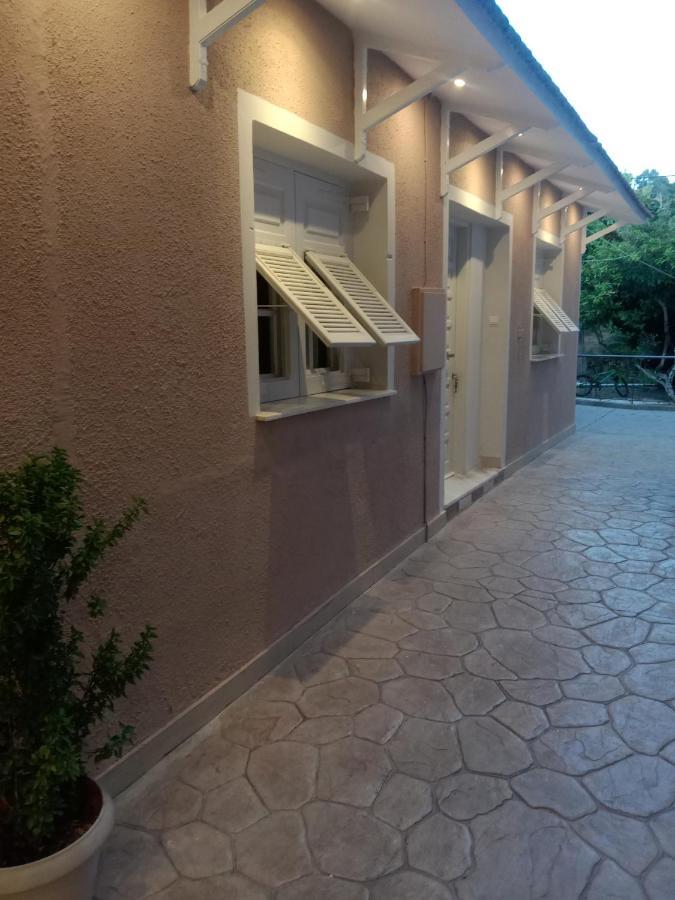 Menegis Apartment Città di Zante Esterno foto