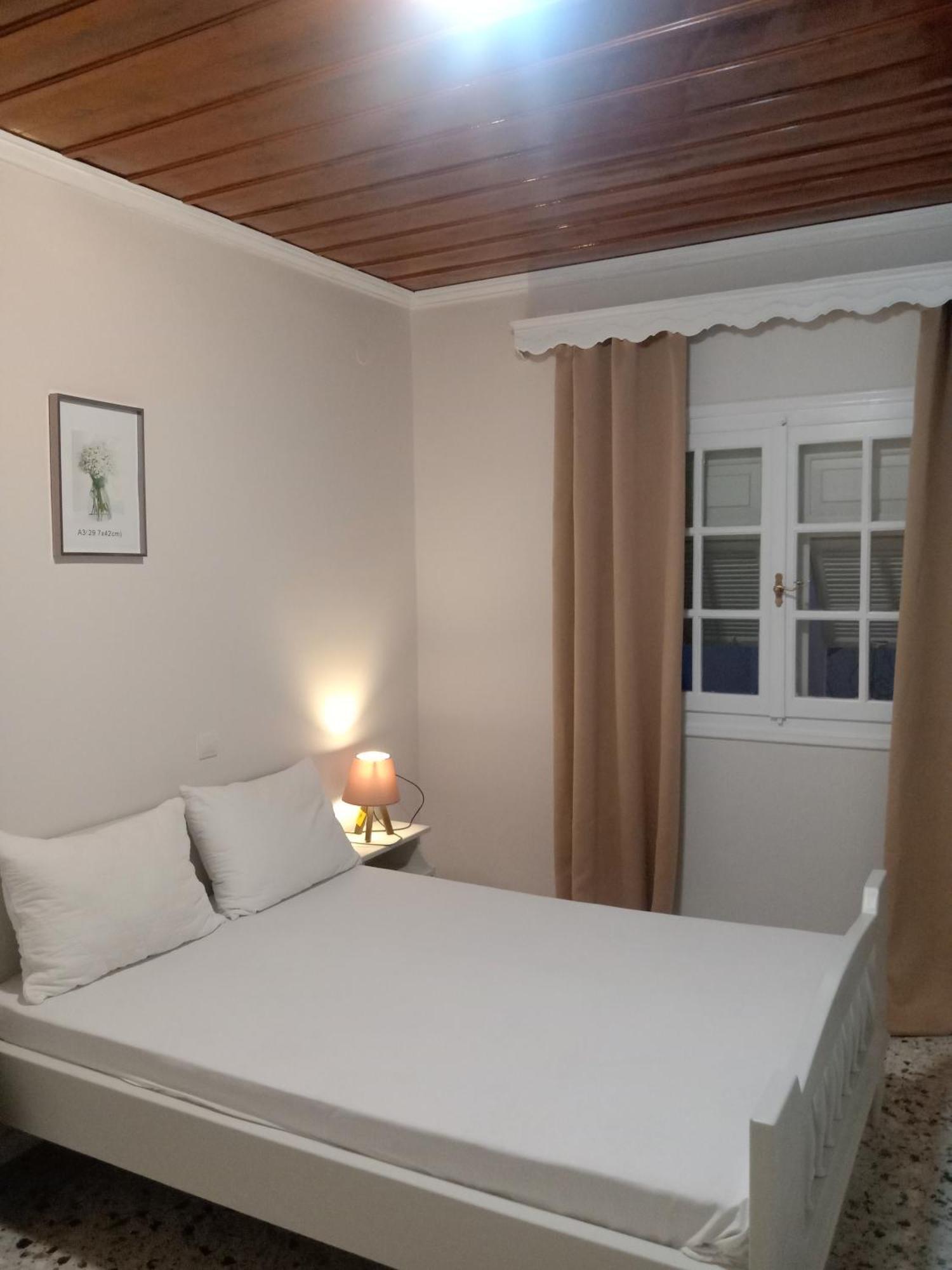 Menegis Apartment Città di Zante Esterno foto