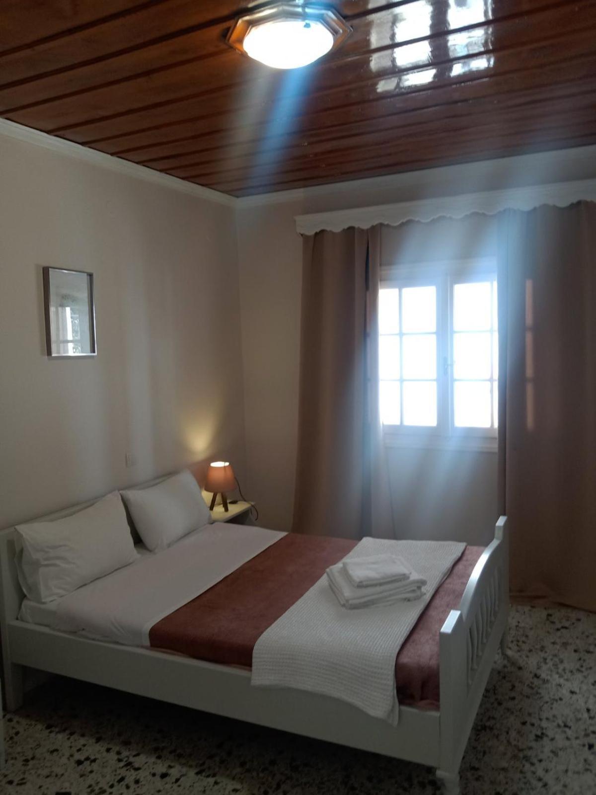 Menegis Apartment Città di Zante Esterno foto
