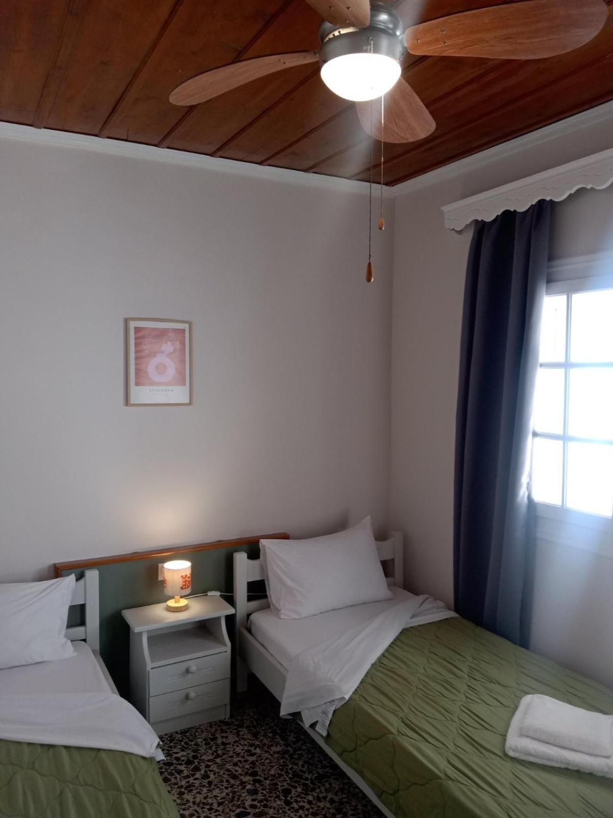 Menegis Apartment Città di Zante Esterno foto